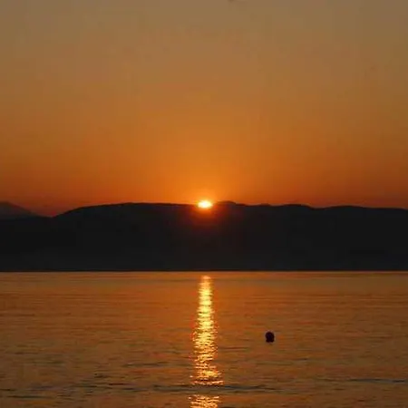 Seafront Apartmanhotel 3*