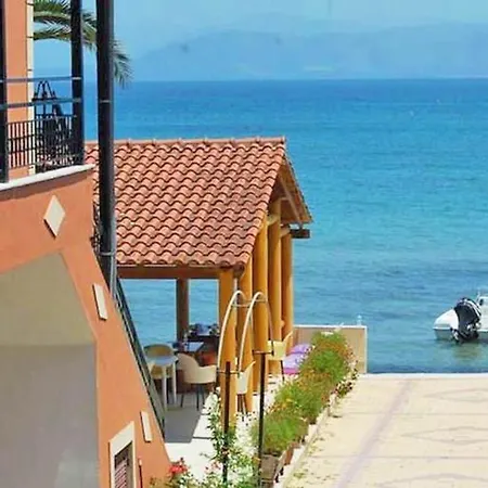 Seafront * Kavos