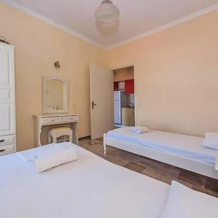 Seafront Aparthotel