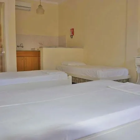 Seafront Aparthotel Kavos