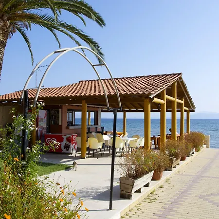 Seafront Апарт-отель Кавос