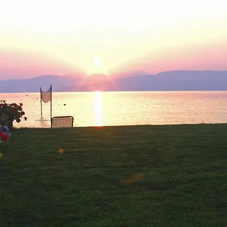 Seafront アパートホテル