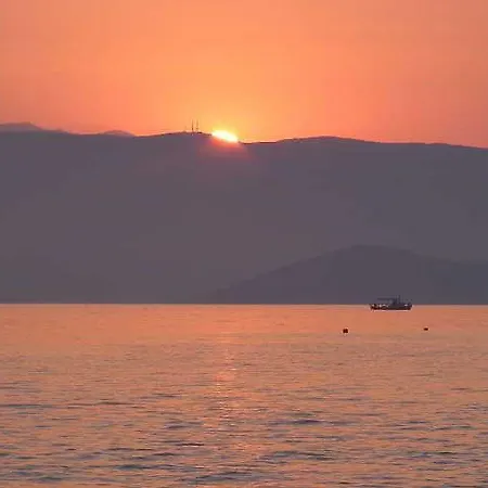 Seafront アパートホテル 3*