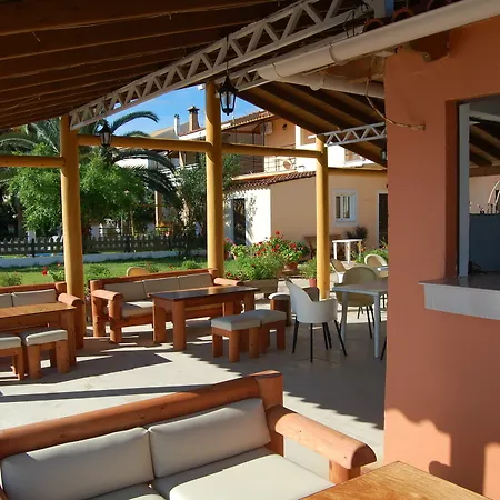 Seafront Aparthotel *