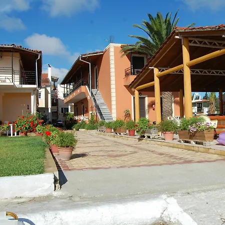 Seafront Aparthotel *