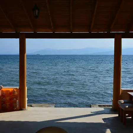 Seafront Aparthotel *