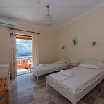 Seafront Ξενοδοχείο με διαμερίσματα 3*