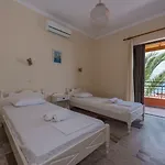 Ξενοδοχείο με διαμερίσματα Seafront 3*