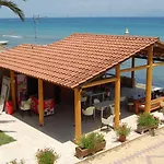 Ξενοδοχείο με διαμερίσματα Seafront