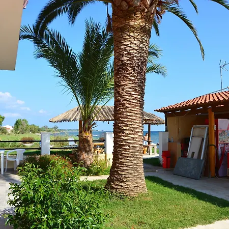Ξενοδοχείο με διαμερίσματα Seafront Κάβος