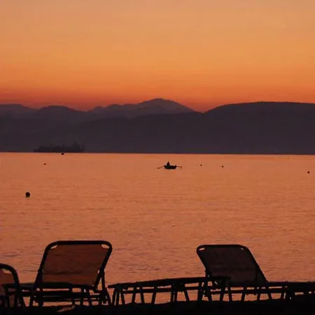 Seafront 3* Кавос